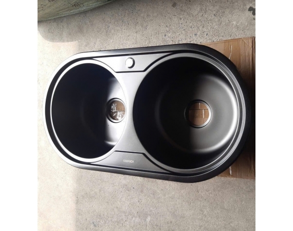 Chậu rửa bát 2 hố tròn màu đen Kamanda C8445B